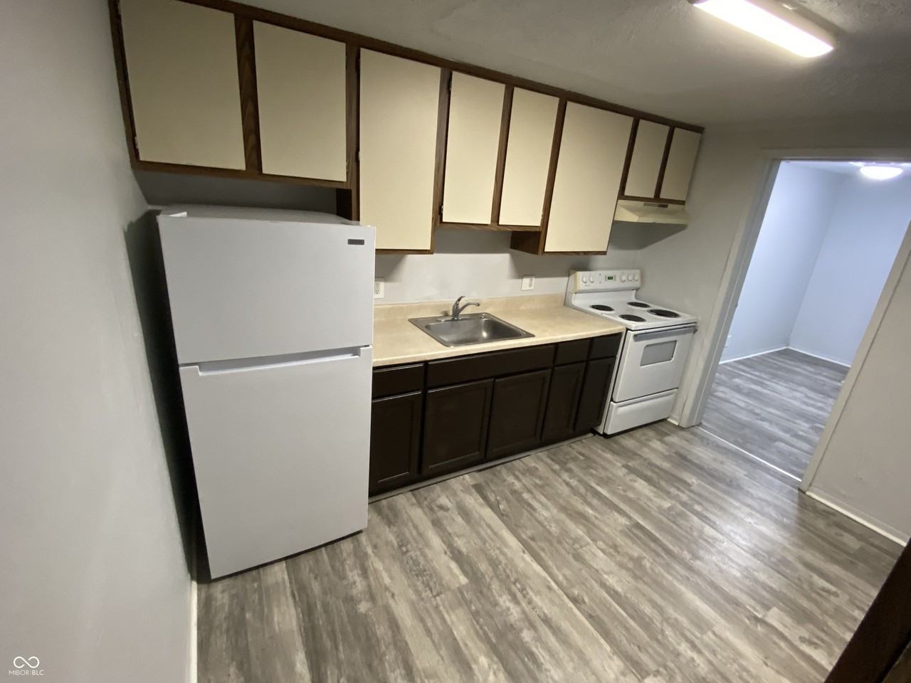 2000 Indianapolis Rd #13 - Photo 5 of 10