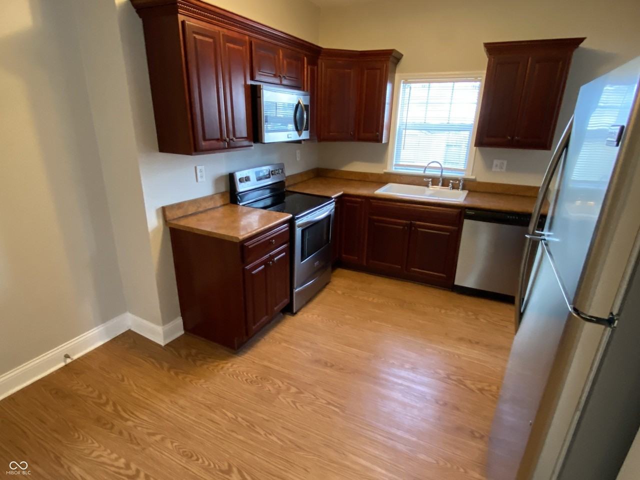 2458 N College Ave - Photo 7 of 18