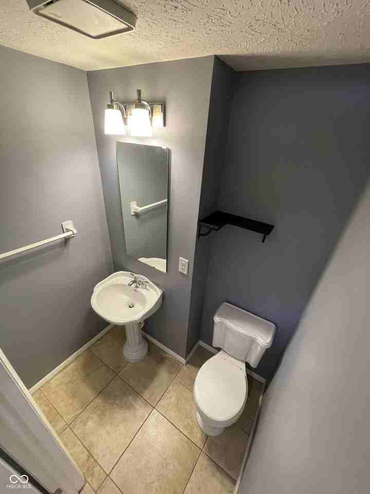 9507 Timber View Dr - Photo 2 of 19