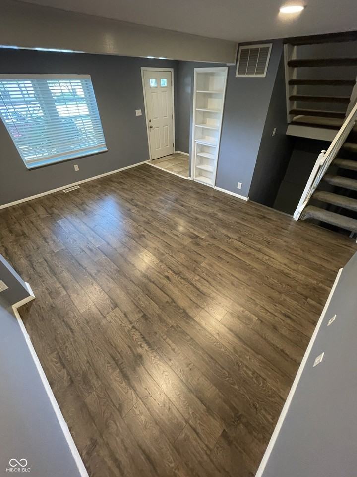 9507 Timber View Dr - Photo 4 of 19