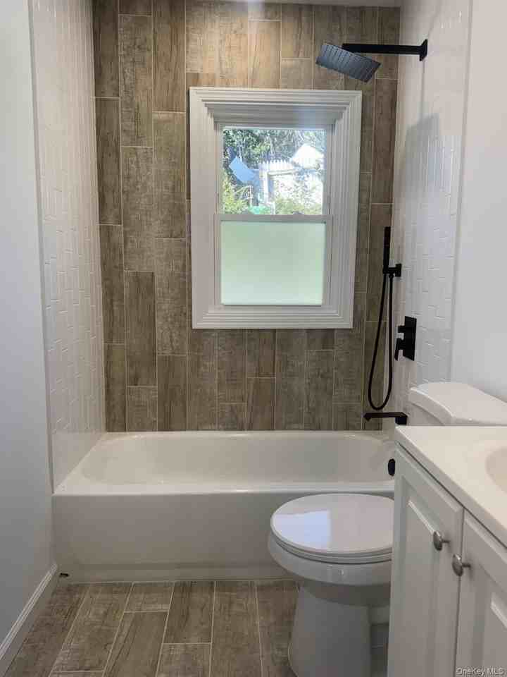 45 Abbott Dr - Photo 7 of 10
