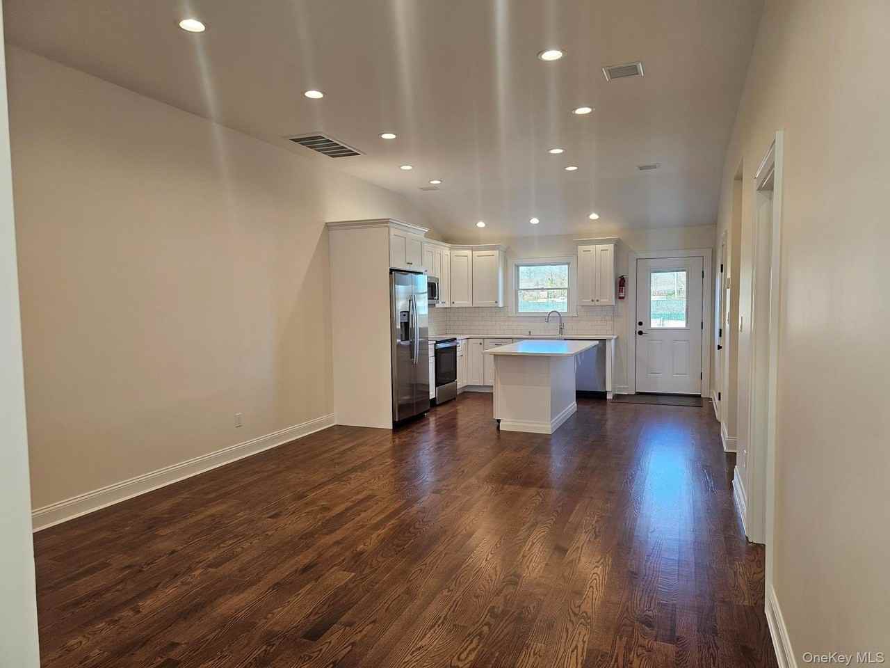87 Community Rd - Photo 7 of 36