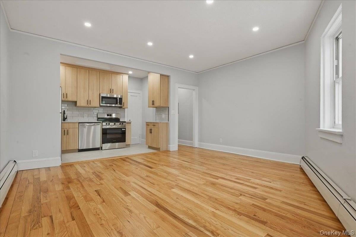 43 New Hyde Park Rd #2 - Photo 4 of 16