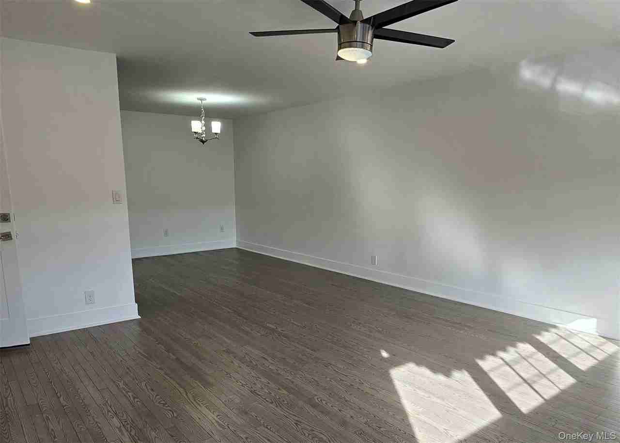 7411 85th Dr #2ndFL - Photo 4 of 20