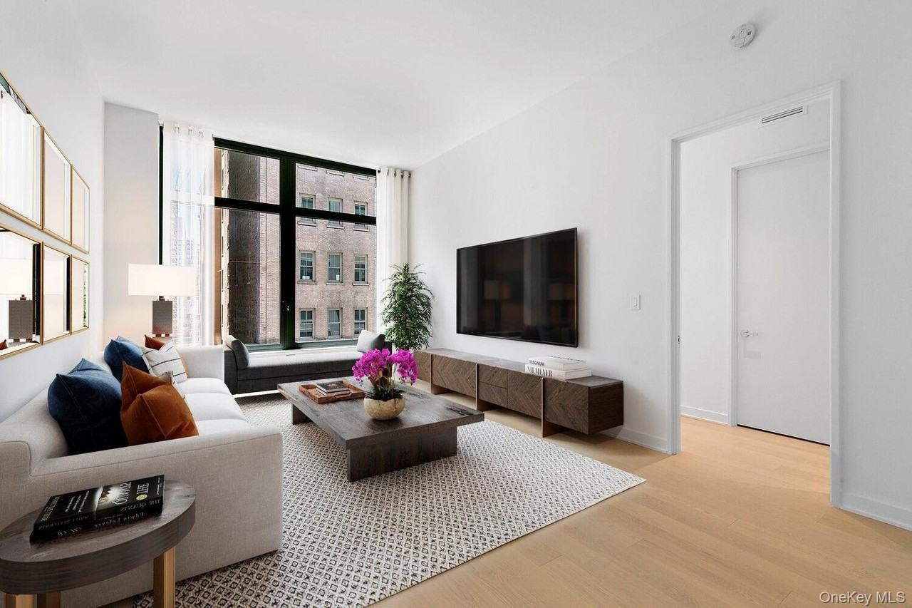 77 Charlton St #S4D