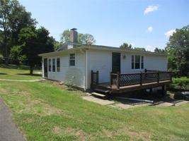 featured image of 44 1/2 Academy Ave