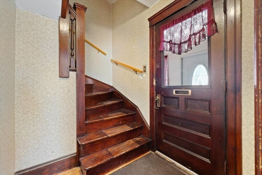 17 5th Ave #1 - Photo 2 of 32