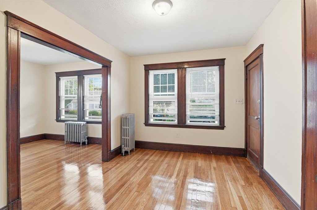 60 Raycroft St #R1 - Photo 2 of 16