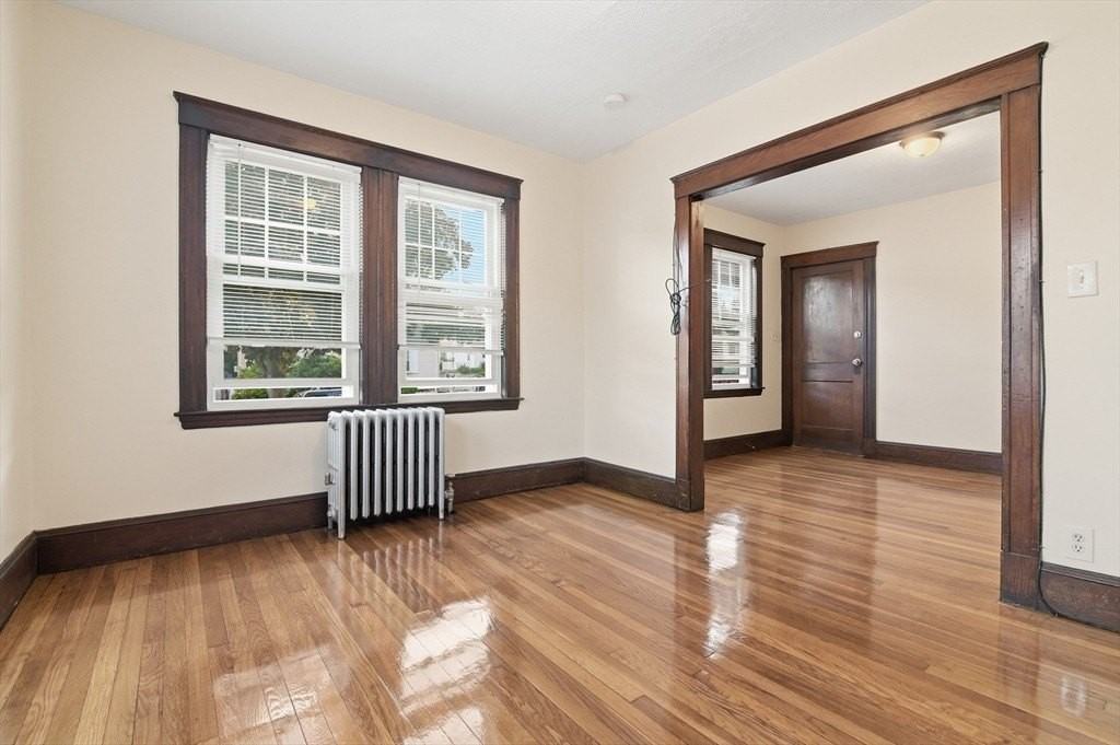 60 Raycroft St #R1 - Photo 5 of 16