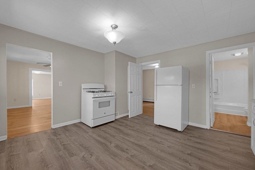 21 Pleasant St #25 - Photo 2 of 22