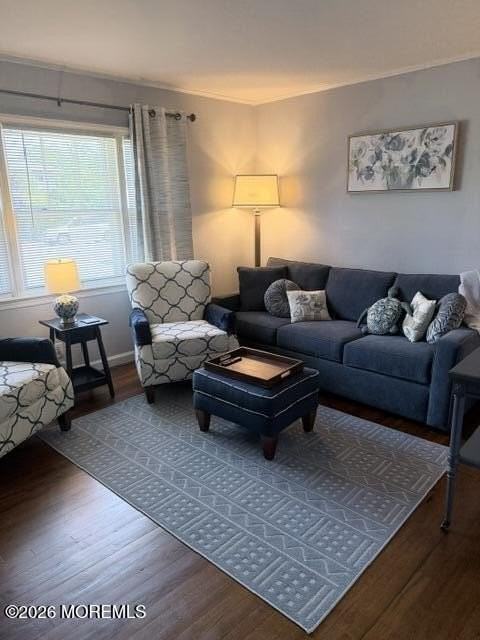 621 Essex Ave - Photo 3 of 18