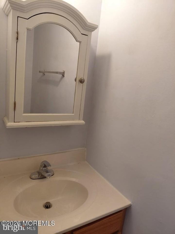 110 W Winged Foot Ct - Photo 5 of 11