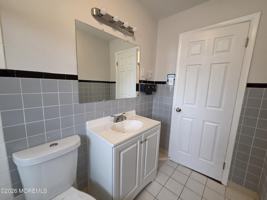 featured image of 1 George St #2