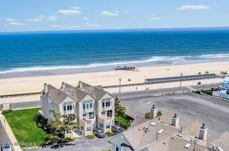 152 Ocean Ave N #A3 - Photo 2 of 43
