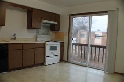 2902 31st St #3 - Photo 2 of 16