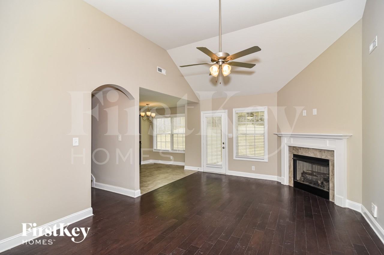 1217 Ridge Meadow Dr - Photo 2 of 19