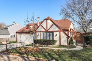 featured image of 2851 Garden Dr