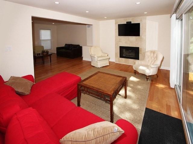 2711 Valley Forge Rd - Photo 4 of 25