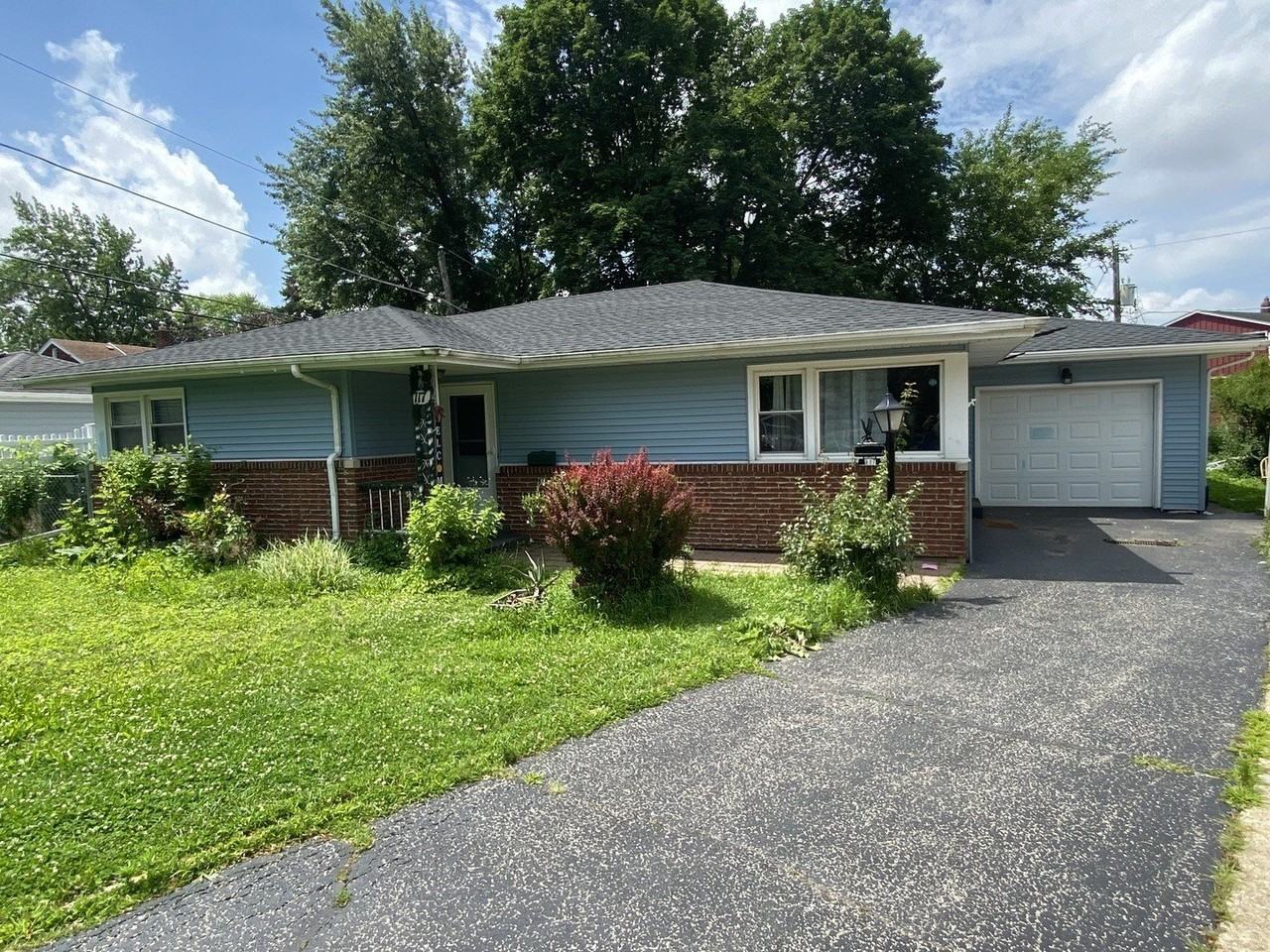 117 S William St - Photo 2 of 2