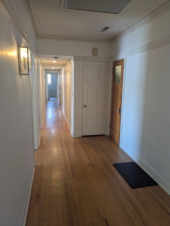 103 E 1st St #2N - Photo 2 of 11
