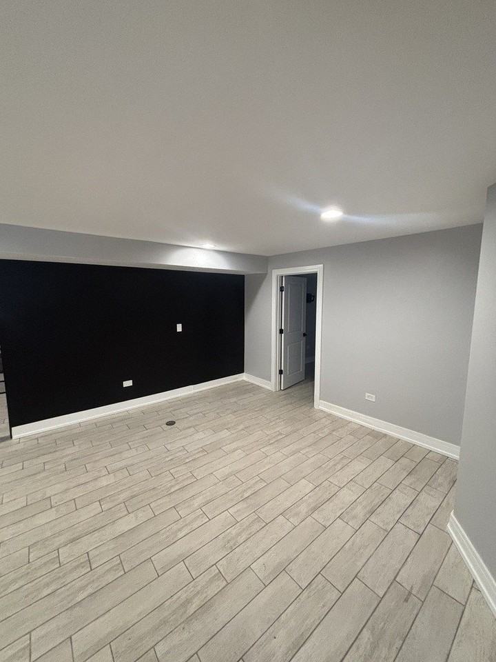 7932 S Peoria St #BS - Photo 5 of 9