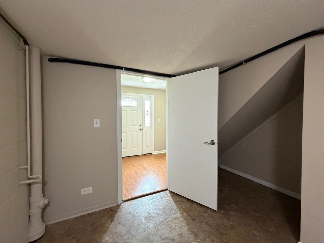 225 Kendrick Ct #225 - Photo 4 of 20