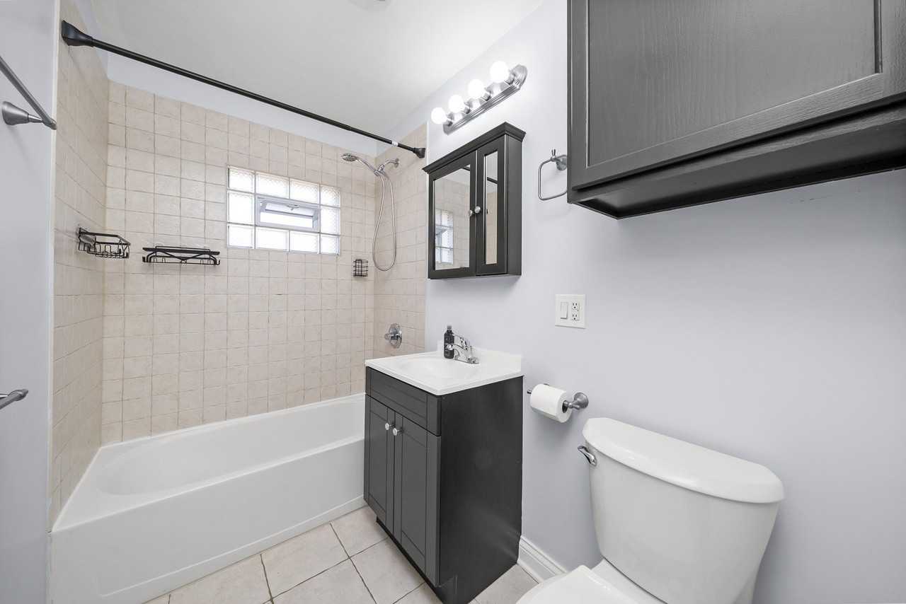 3055 N Nordica Ave #2 - Photo 6 of 11