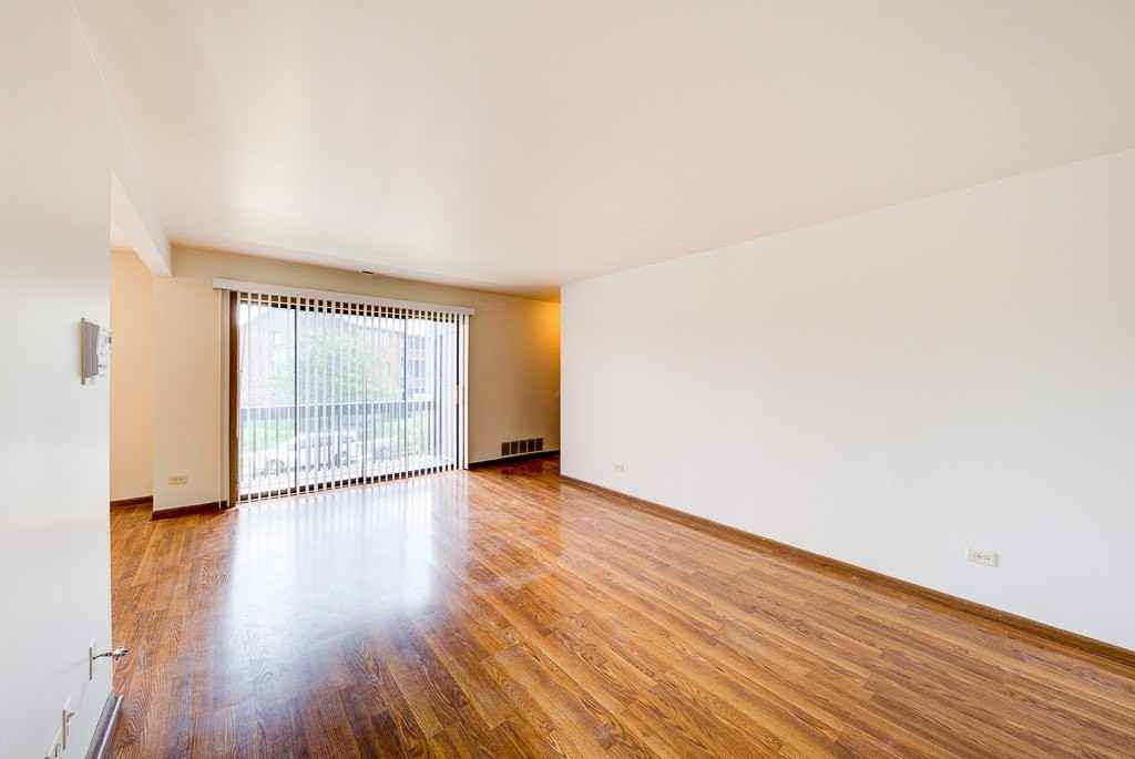 15706 Peggy Ln #3 - Photo 4 of 26