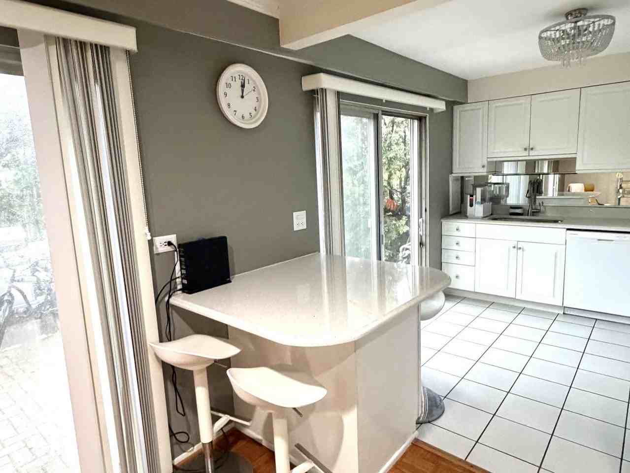 1531 Palmgren Dr - Photo 4 of 23