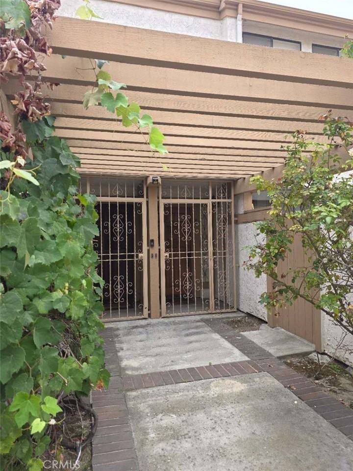 825 S Golden West Ave #8 - Photo 3 of 18