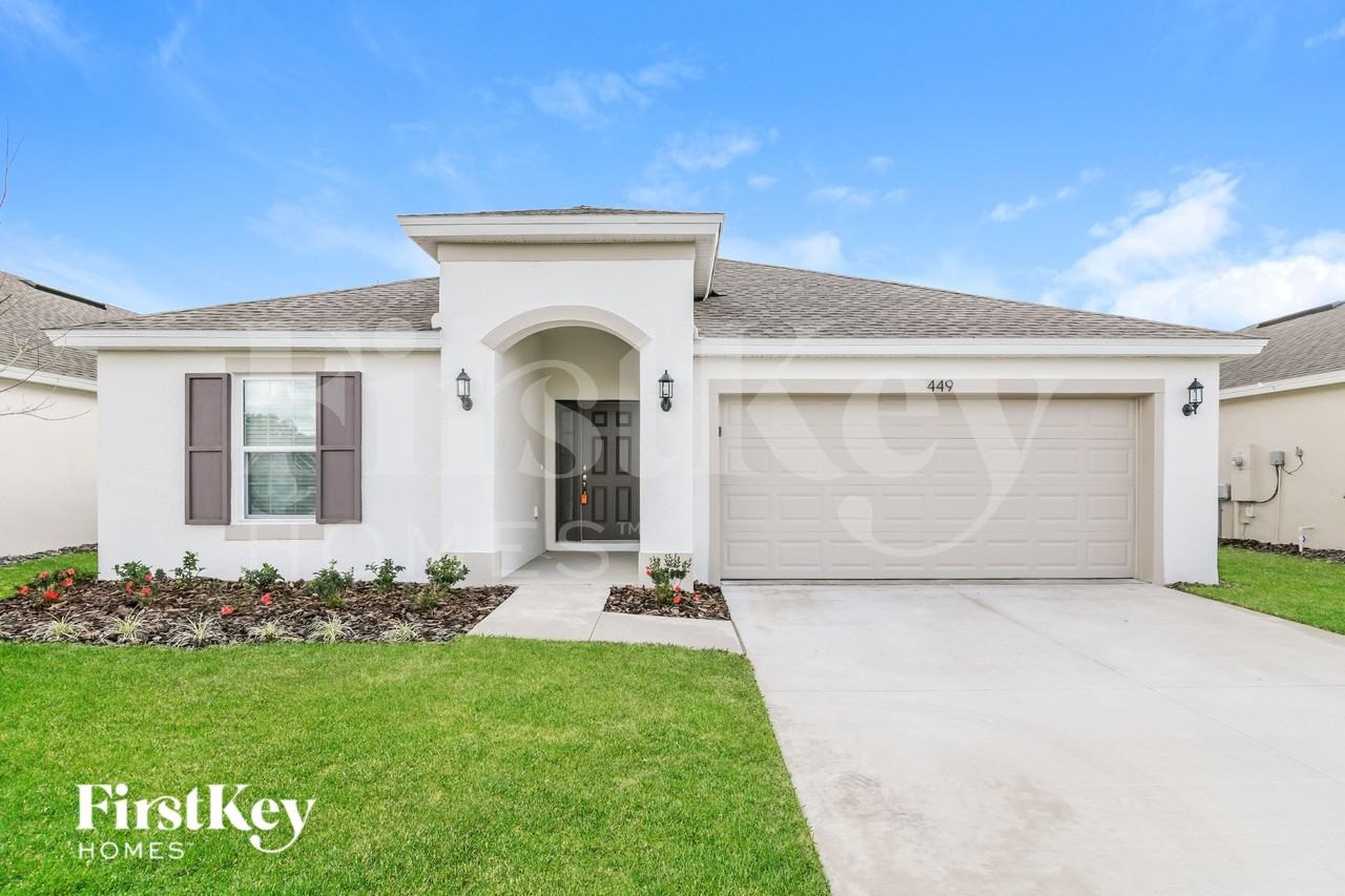 449 Earheart Dr