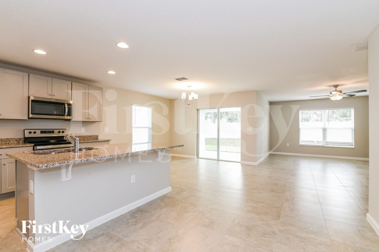 449 Earheart Dr - Photo 4 of 16