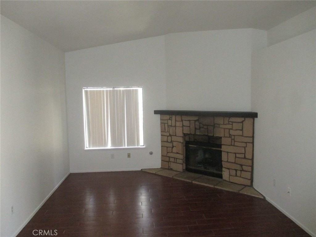 29664 Squaw Valley Dr - Photo 5 of 40