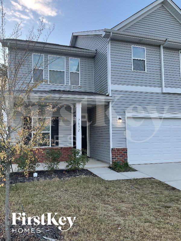 7632 Wallace Farm Ln - Photo 2 of 13