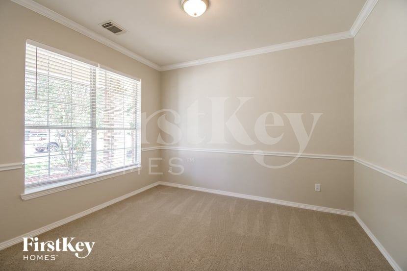 3432 Ivy Arbor Ln - Photo 4 of 15