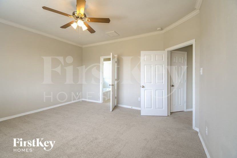 3432 Ivy Arbor Ln - Photo 7 of 15
