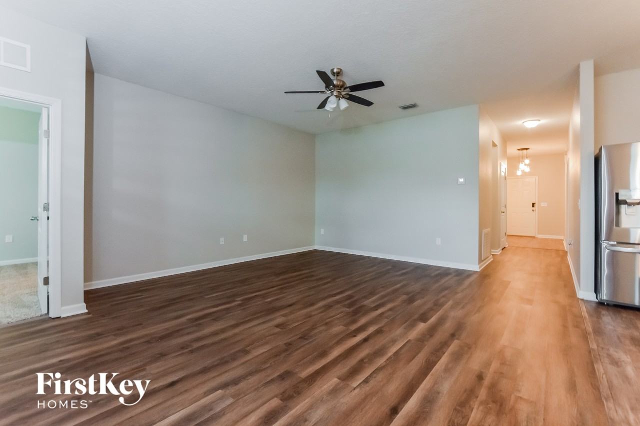 876 Orchid Grove Blvd - Photo 2 of 15