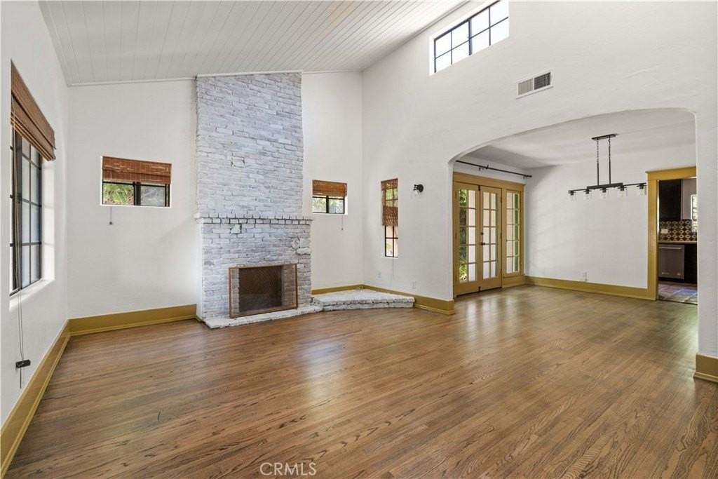 3754 Mountain View Ave - Photo 5 of 21