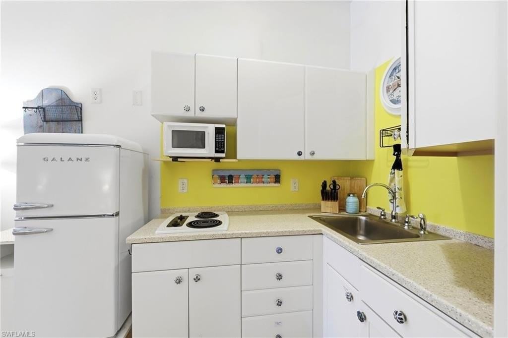 25000 Tamiami Trl E #D152 - Photo 5 of 15