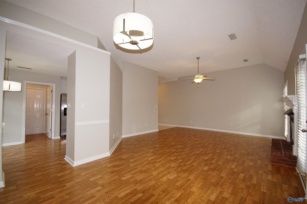 115 Markum Ln - Photo 5 of 47