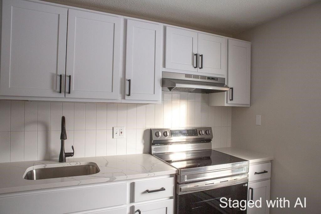180 N Main St #D3 - Photo 3 of 27