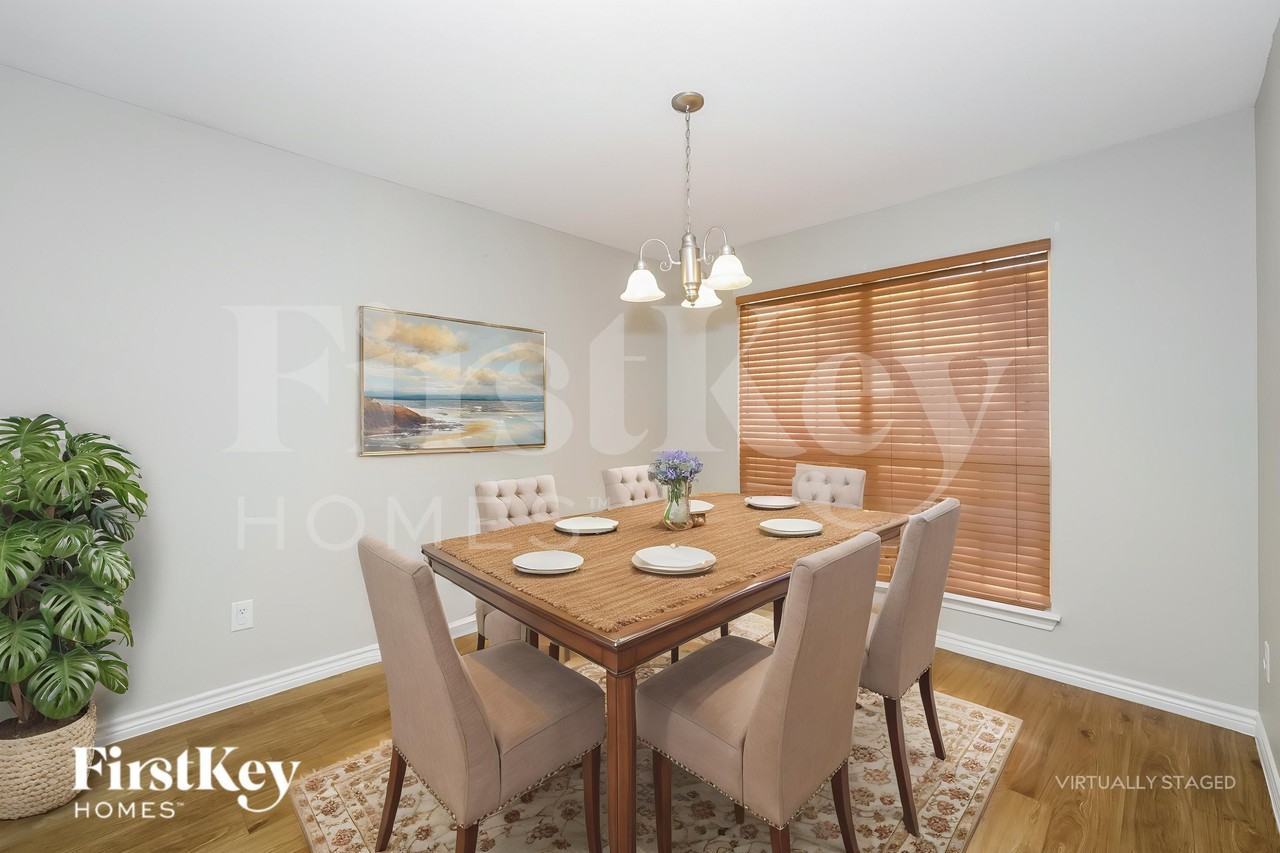 146 Springtree St - Photo 7 of 18