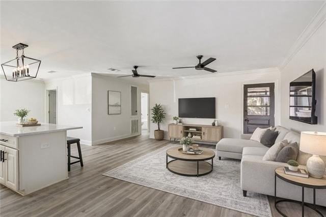 1512 Michigan Ave - Photo 2 of 19