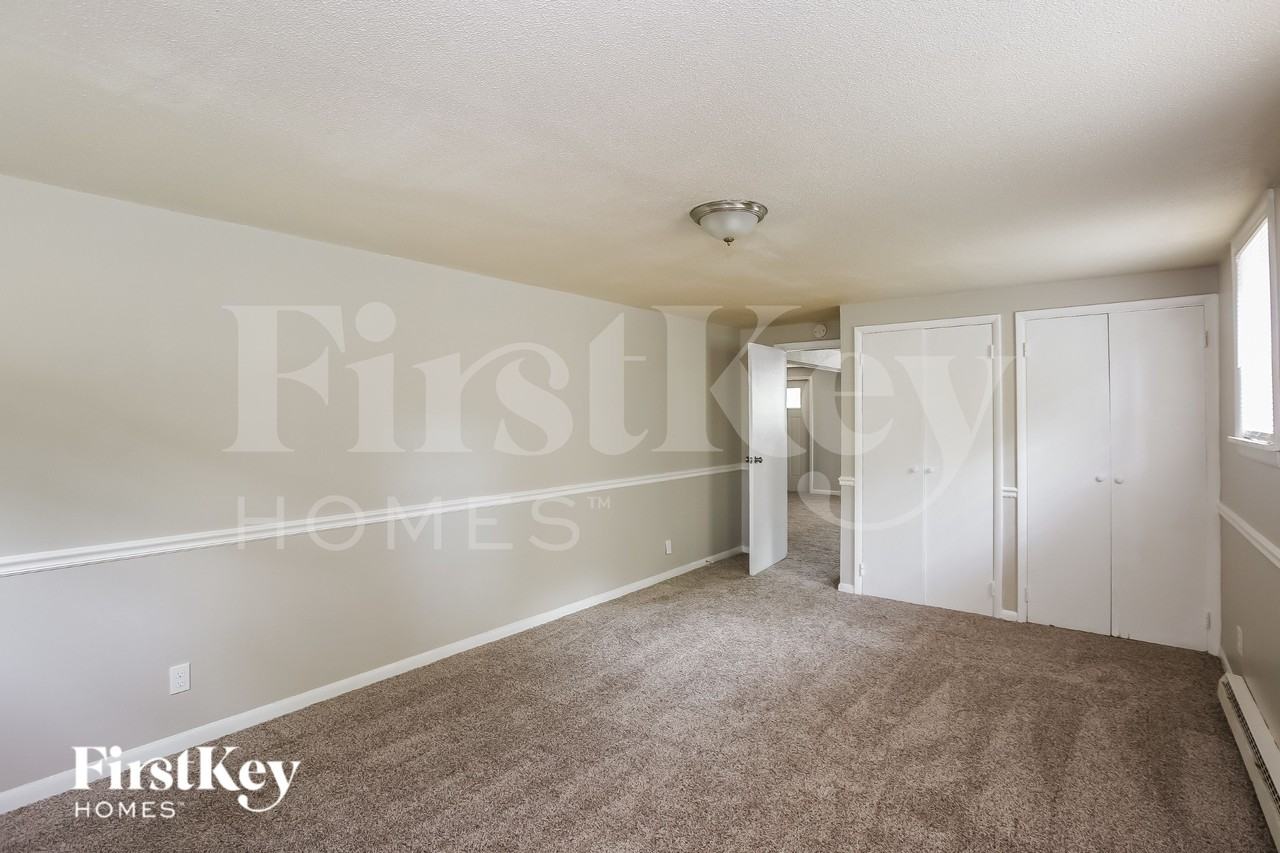 9208 Thayer Rd - Photo 7 of 15