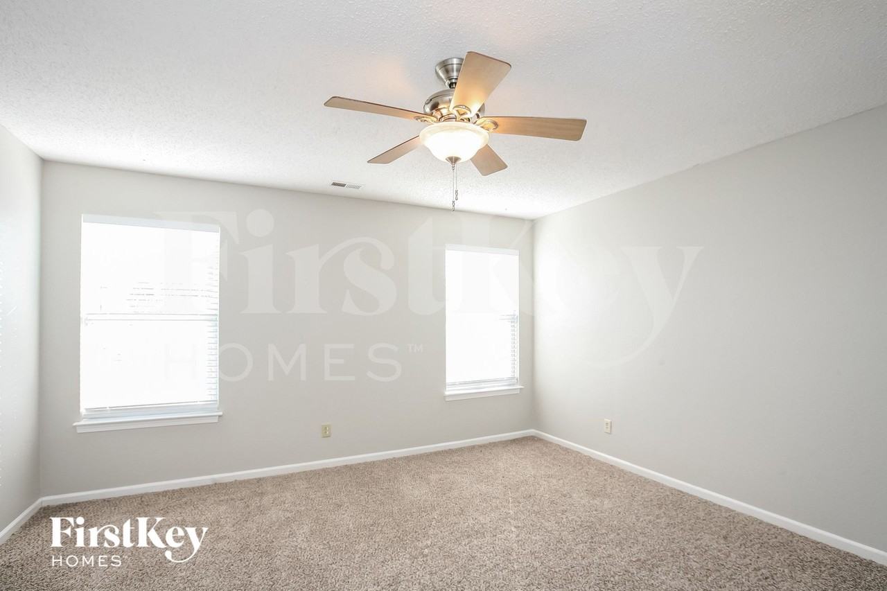 6647 Stanhope Way - Photo 6 of 15