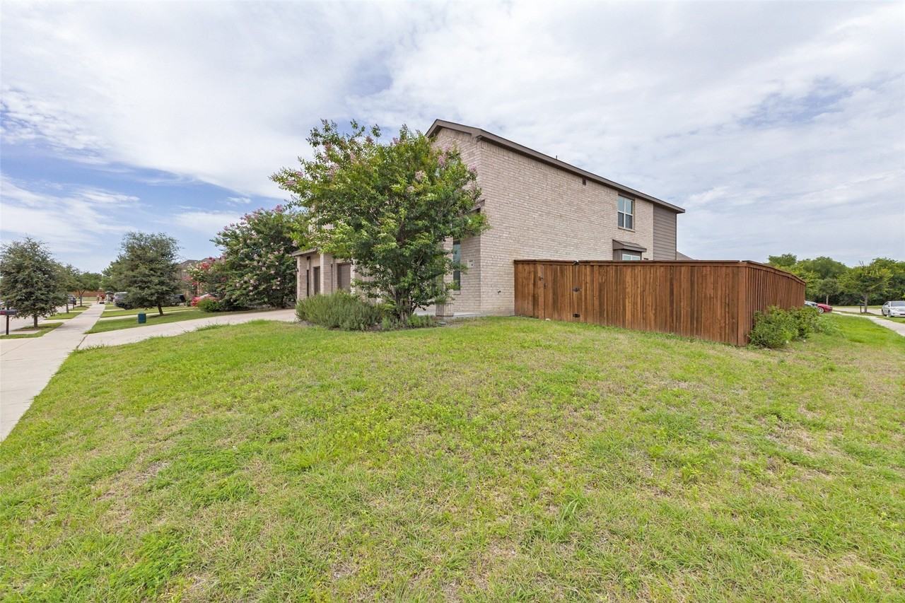 4400 Horsemint Cv - Photo 2 of 25
