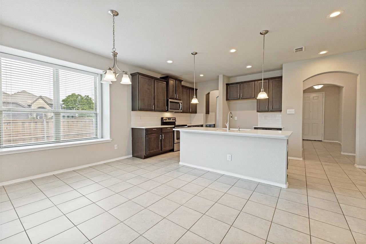 4400 Horsemint Cv - Photo 4 of 25