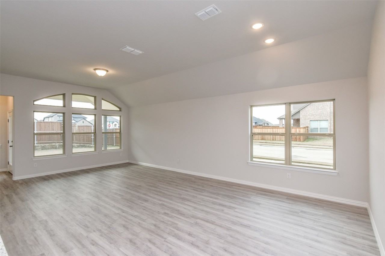 16600 Hidden Cove Dr - Photo 6 of 23