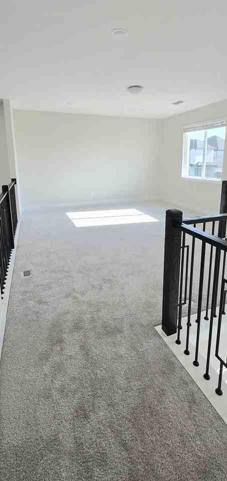 3010 Eleanor Dr - Photo 5 of 30