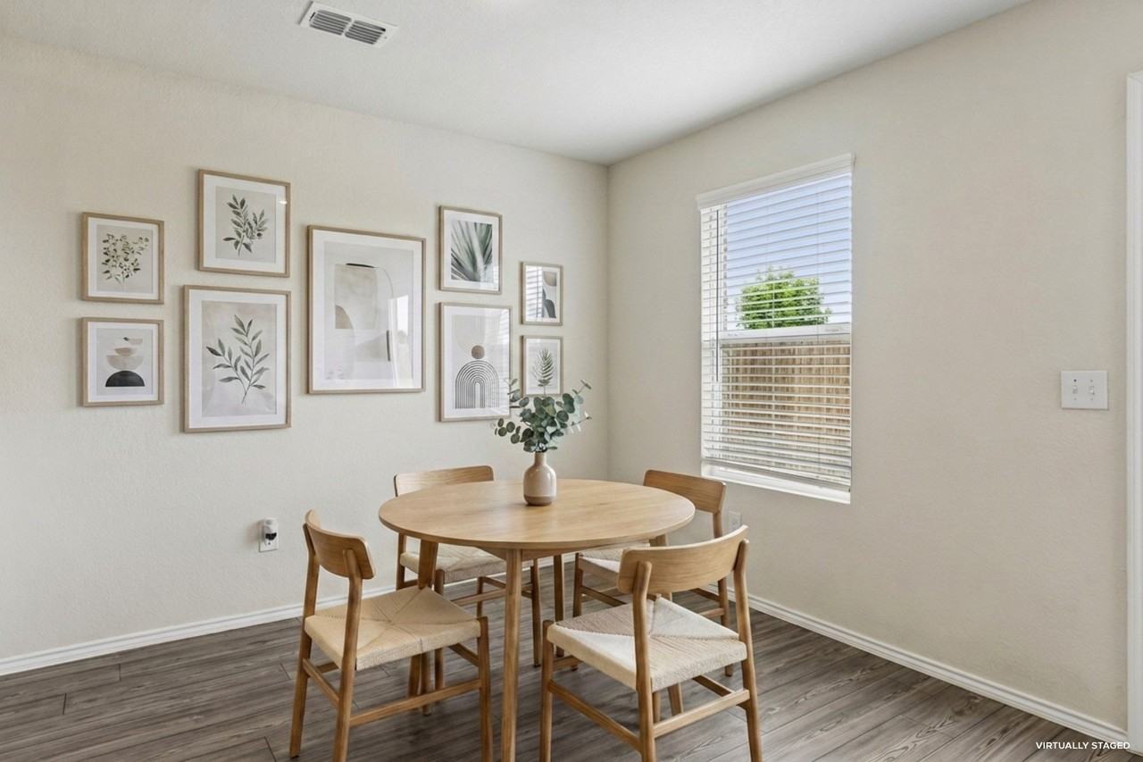 832 Ozark Path - Photo 6 of 26
